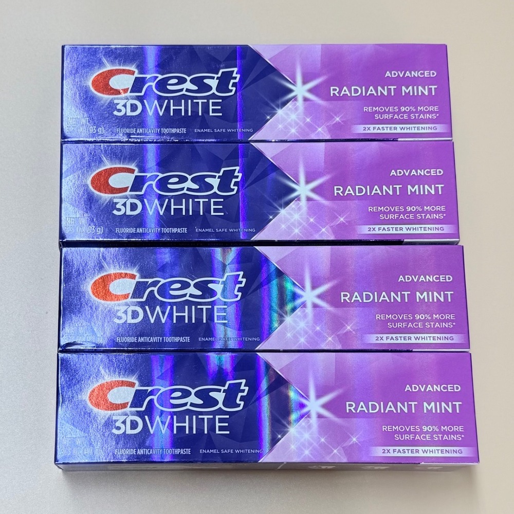Crest 3D White Advanced Radiant Mint Toothpaste 3.3 oz Lot of 4 Exp 1/2027